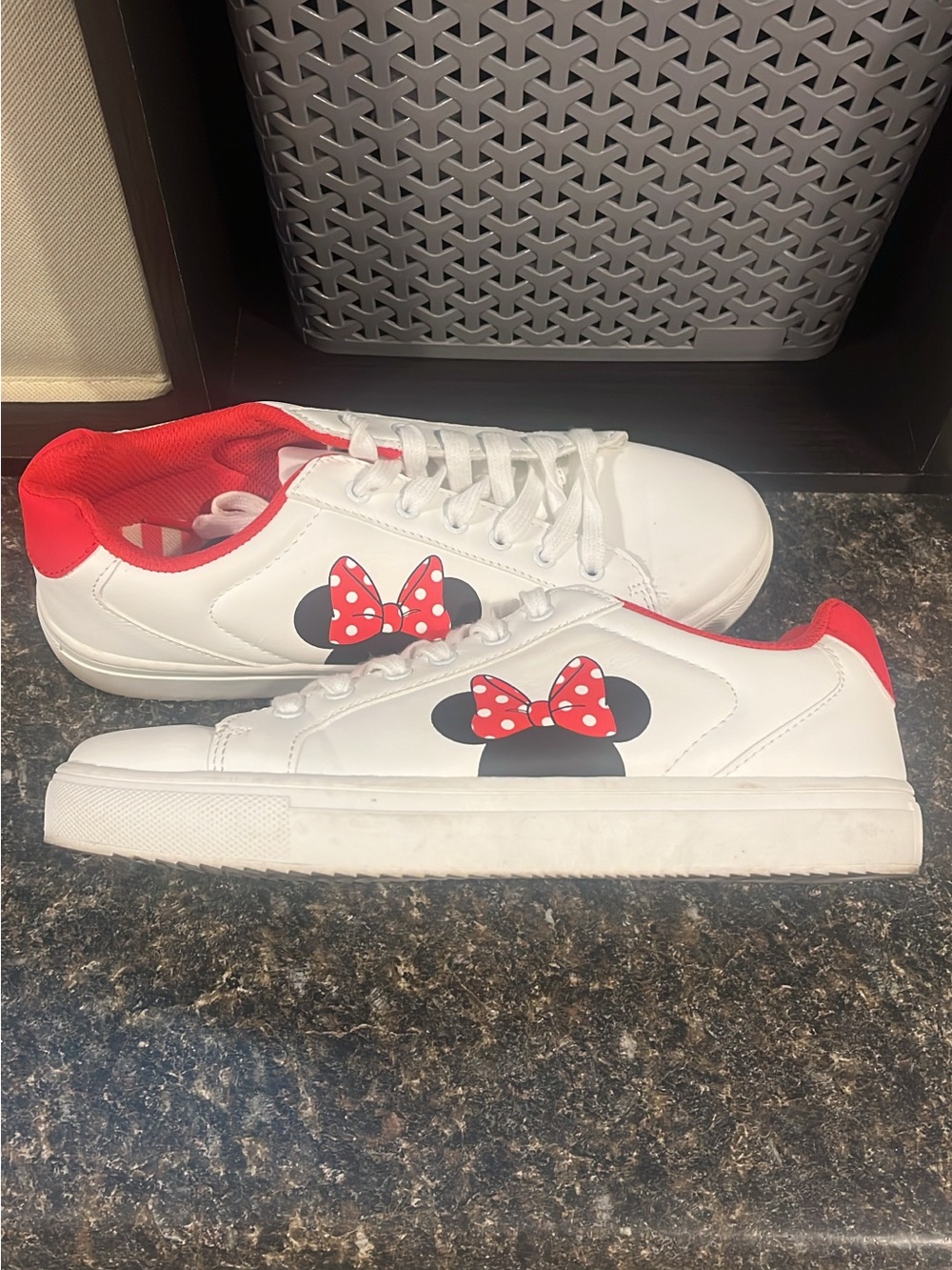 White Athletic Sneakers with Red Bow Accent